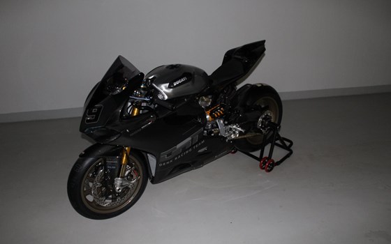 Umgebautes Motorrad Ducati 959 Panigale Corse von Zweiradparadies Denk GmbH & Co. KG - Bild 25 Umgebautes Motorrad Ducati 959 Panigale Corse von Zweiradparadies Denk GmbH & Co. KG - Bild 25