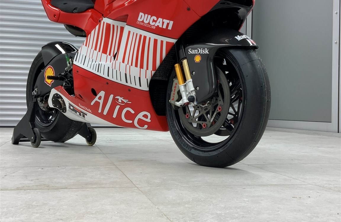 Customized motorcycle Ducati Desmosedici RR