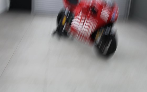 Umgebautes Motorrad Ducati Desmosedici RR von Zweiradparadies Denk GmbH & Co. KG - Bild 19 Umgebautes Motorrad Ducati Desmosedici RR von Zweiradparadies Denk GmbH & Co. KG - Bild 19