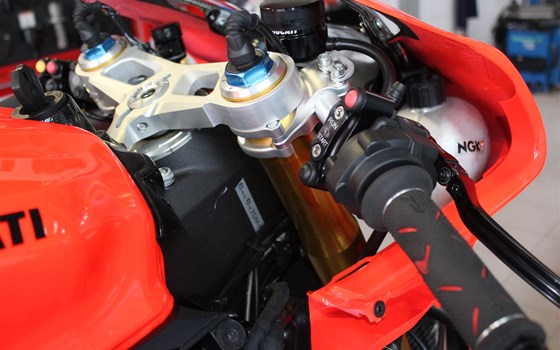 Umgebautes Motorrad Ducati 1299 Panigale S von Zweiradparadies Denk GmbH & Co. KG - Bild 6 Umgebautes Motorrad Ducati 1299 Panigale S von Zweiradparadies Denk GmbH & Co. KG - Bild 6