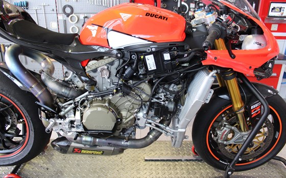 Umgebautes Motorrad Ducati 1299 Panigale S von Zweiradparadies Denk GmbH & Co. KG - Bild 7 Umgebautes Motorrad Ducati 1299 Panigale S von Zweiradparadies Denk GmbH & Co. KG - Bild 7