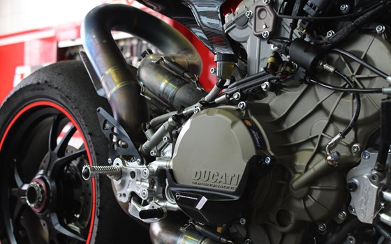 Umgebautes Motorrad Ducati 1299 Panigale S von Zweiradparadies Denk GmbH & Co. KG - Bild 10 Umgebautes Motorrad Ducati 1299 Panigale S von Zweiradparadies Denk GmbH & Co. KG - Bild 10