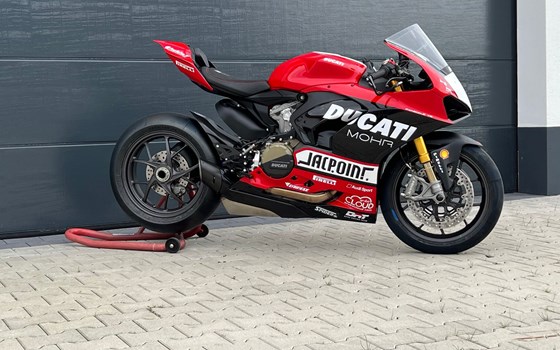 Umgebautes Motorrad Ducati Panigale V2 Bayliss 1st Championship 20th Anniversary von Zweiradparadies Denk GmbH & Co. KG - Bild 5 Umgebautes Motorrad Ducati Panigale V2 Bayliss 1st Championship 20th Anniversary von Zweiradparadies Denk GmbH & Co. KG - Bild 5