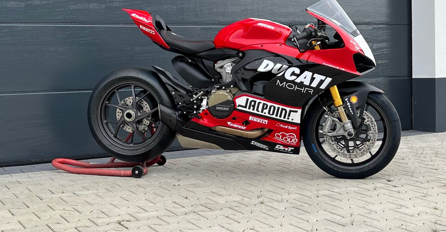 Umbgebautes Motorrad Ducati Panigale V2 Bayliss 1st Championship 20th Anniversary