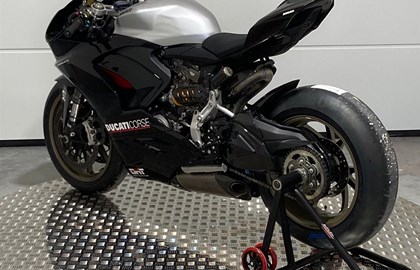 Ducati Panigale V2 Custom Bike