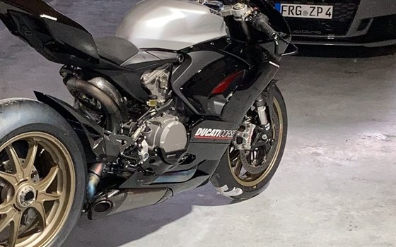 Umgebautes Motorrad Ducati Panigale V2 von Zweiradparadies Denk GmbH & Co. KG - Bild 10 Umgebautes Motorrad Ducati Panigale V2 von Zweiradparadies Denk GmbH & Co. KG - Bild 10