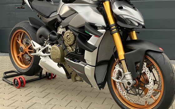 Umgebautes Motorrad Ducati Streetfighter V4 von Zweiradparadies Denk GmbH & Co. KG - Bild 6