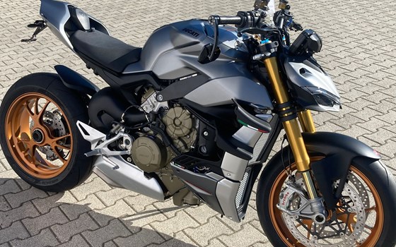 Umgebautes Motorrad Ducati Streetfighter V4 von Zweiradparadies Denk GmbH & Co. KG - Bild 8