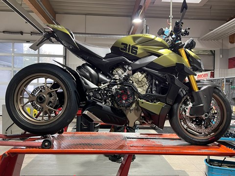 Ducati Streetfighter V4 S Umbau 