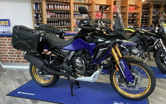 Umgebautes Motorrad Suzuki V-Strom 800DE von Hertrampf Racing Emsbüren - Bild 1 Umgebautes Motorrad Suzuki V-Strom 800DE von Hertrampf Racing Emsbüren - Bild 1