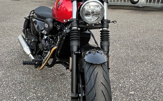 Umgebautes Motorrad Hanway B15 Bobber 125 von Auto Center Brenner GmbH - Bild 1 Umgebautes Motorrad Hanway B15 Bobber 125 von Auto Center Brenner GmbH - Bild 1
