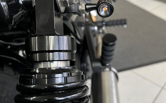 Umgebautes Motorrad Hanway B15 Bobber 125 von Auto Center Brenner GmbH - Bild 24 Umgebautes Motorrad Hanway B15 Bobber 125 von Auto Center Brenner GmbH - Bild 24
