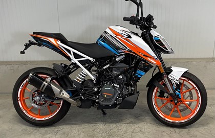 KTM 125 Duke Custom Bike