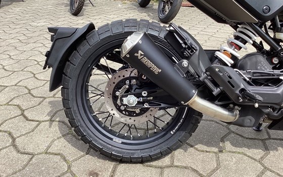 Umgebautes Motorrad Husqvarna Svartpilen 401 von Hertrampf Racing Emsbüren - Bild 5 Umgebautes Motorrad Husqvarna Svartpilen 401 von Hertrampf Racing Emsbüren - Bild 5