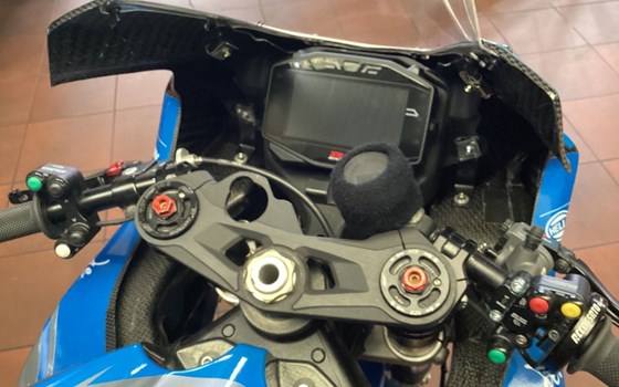 Umgebautes Motorrad Suzuki GSX-R 1000 R von Hertrampf Racing Emsbüren - Bild 10 Umgebautes Motorrad Suzuki GSX-R 1000 R von Hertrampf Racing Emsbüren - Bild 10