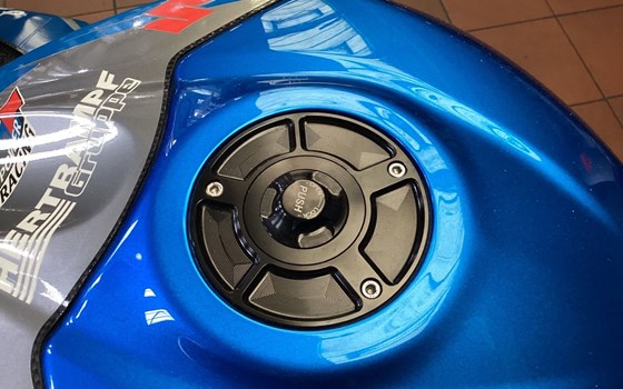 Umgebautes Motorrad Suzuki GSX-R 1000 R von Hertrampf Racing Emsbüren - Bild 12 Umgebautes Motorrad Suzuki GSX-R 1000 R von Hertrampf Racing Emsbüren - Bild 12