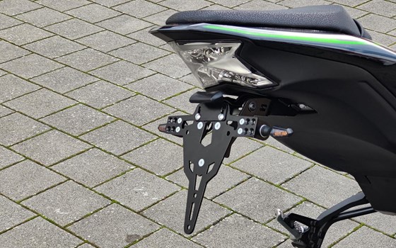 Umgebautes Motorrad Kawasaki Z900 70kW von Heinrich GmbH - Bild 10 Umgebautes Motorrad Kawasaki Z900 70kW von Heinrich GmbH - Bild 10