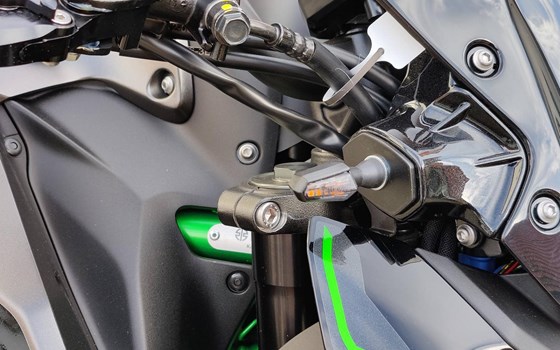 Umgebautes Motorrad Kawasaki Z900 70kW von Heinrich GmbH - Bild 6 Umgebautes Motorrad Kawasaki Z900 70kW von Heinrich GmbH - Bild 6