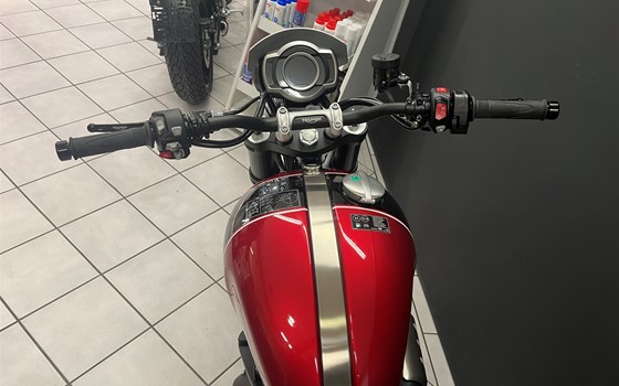 Umgebautes Motorrad Triumph Scrambler 1200 XC von Zweirad-Center Nuber GmbH - Bild 7 Umgebautes Motorrad Triumph Scrambler 1200 XC von Zweirad-Center Nuber GmbH - Bild 7