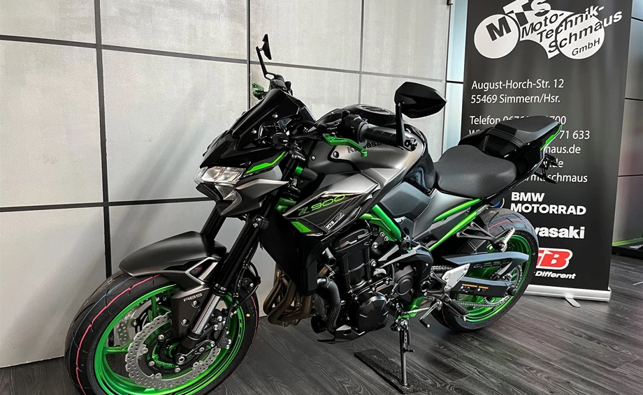 Umbgebautes Motorrad Kawasaki Z900 Bild 3: Umbgebautes Motorrad Kawasaki Z900