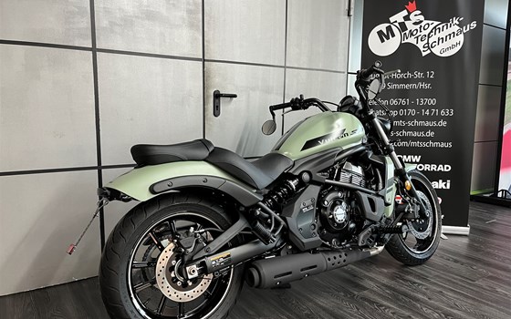 Umgebautes Motorrad Kawasaki Vulcan S von Moto-Technik Schmaus GmbH - Bild 3 Umgebautes Motorrad Kawasaki Vulcan S von Moto-Technik Schmaus GmbH - Bild 3
