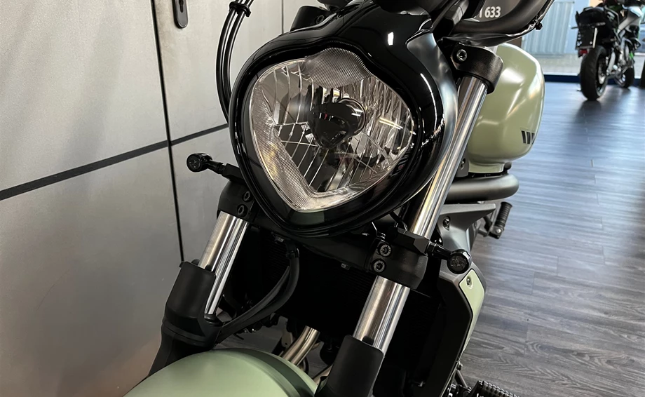 Umbgebautes Motorrad Kawasaki Vulcan S Bild 6: Umbgebautes Motorrad Kawasaki Vulcan S