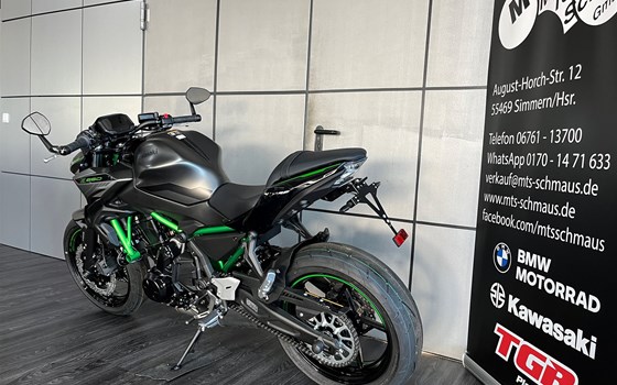 Umgebautes Motorrad Kawasaki Z650 von Moto-Technik Schmaus GmbH - Bild 6 Umgebautes Motorrad Kawasaki Z650 von Moto-Technik Schmaus GmbH - Bild 6