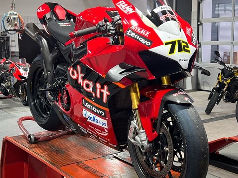 Ducati Panigale V4 S Rennmotorrad Bautista Replica 
