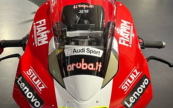 Umgebautes Motorrad Ducati Panigale V4 S von Zweiradparadies Denk GmbH & Co. KG - Bild 10 Umgebautes Motorrad Ducati Panigale V4 S von Zweiradparadies Denk GmbH & Co. KG - Bild 10