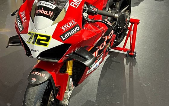 Umgebautes Motorrad Ducati Panigale V4 S von Zweiradparadies Denk GmbH & Co. KG - Bild 3 Umgebautes Motorrad Ducati Panigale V4 S von Zweiradparadies Denk GmbH & Co. KG - Bild 3