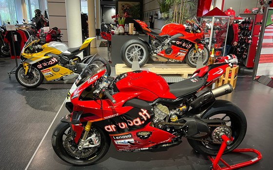 Umgebautes Motorrad Ducati Panigale V4 S von Zweiradparadies Denk GmbH & Co. KG - Bild 8 Umgebautes Motorrad Ducati Panigale V4 S von Zweiradparadies Denk GmbH & Co. KG - Bild 8