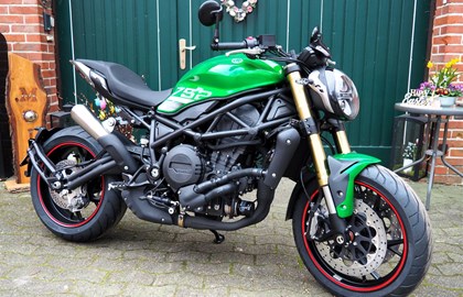 Benelli 752 S Custom Bike Benelli 752 S Custom Bike