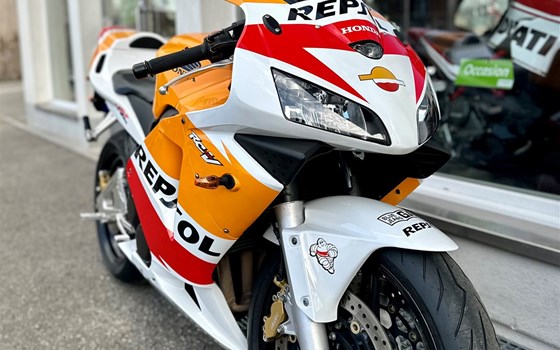 Umgebautes Motorrad Honda CBR600RR von Direct Performance - Bild 2 Umgebautes Motorrad Honda CBR600RR von Direct Performance - Bild 2
