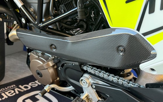 Umgebautes Motorrad Husqvarna 701 Supermoto von Motorrad-Molitor GmbH - Bild 6 Umgebautes Motorrad Husqvarna 701 Supermoto von Motorrad-Molitor GmbH - Bild 6