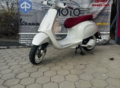 Umgebautes Motorrad Vespa Sprint 125 Sport iGET von SW Moto GmbH - Bild 1 Umgebautes Motorrad Vespa Sprint 125 Sport iGET von SW Moto GmbH - Bild 1