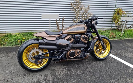 Umgebautes Motorrad Harley-Davidson Sportster S RH1250S von X-Trem Custombikes - Bild 1 Umgebautes Motorrad Harley-Davidson Sportster S RH1250S von X-Trem Custombikes - Bild 1