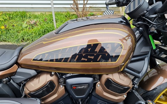 Umgebautes Motorrad Harley-Davidson Sportster S RH1250S von X-Trem Custombikes - Bild 16 Umgebautes Motorrad Harley-Davidson Sportster S RH1250S von X-Trem Custombikes - Bild 16