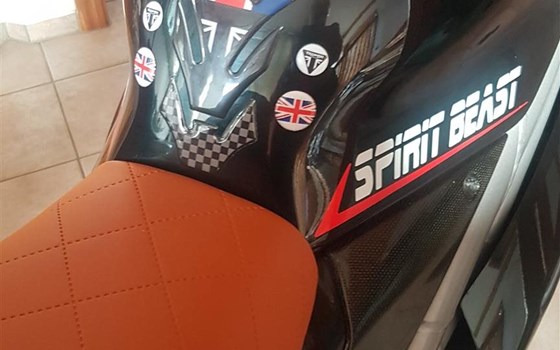 Umgebautes Motorrad Triumph Daytona 955i von user1283234 - Bild 11 Umgebautes Motorrad Triumph Daytona 955i von user1283234 - Bild 11