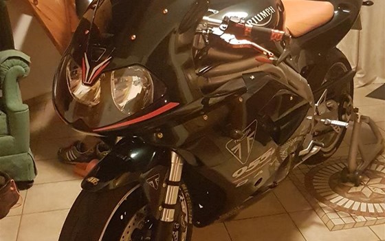 Umgebautes Motorrad Triumph Daytona 955i von user1283234 - Bild 6 Umgebautes Motorrad Triumph Daytona 955i von user1283234 - Bild 6