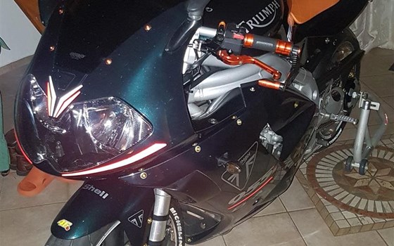 Umgebautes Motorrad Triumph Daytona 955i von user1283234 - Bild 7 Umgebautes Motorrad Triumph Daytona 955i von user1283234 - Bild 7
