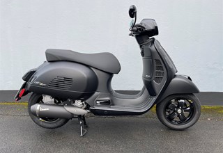 Vespa GTS 300 Super Tech