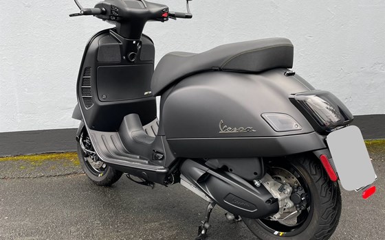 Umgebautes Motorrad Vespa GTS 300 Super Tech von Motorrad Reinhardt GmbH - Bild 8 Umgebautes Motorrad Vespa GTS 300 Super Tech von Motorrad Reinhardt GmbH - Bild 8