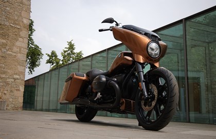 BMW R 18 B Custom Bike BMW R 18 B Custom Bike