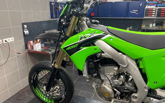 Umgebautes Motorrad Kawasaki KX 450 von Bikers-Euroshop - Bild 6 Umgebautes Motorrad Kawasaki KX 450 von Bikers-Euroshop - Bild 6