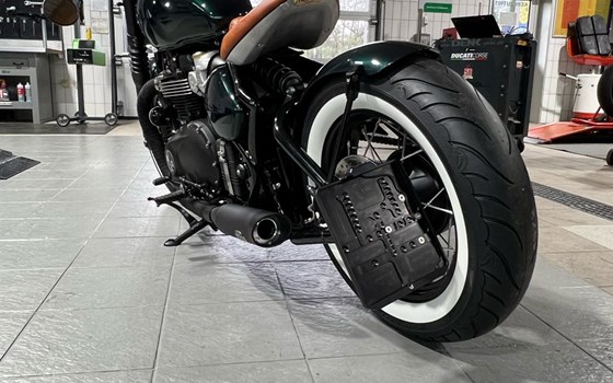 Umgebautes Motorrad Triumph Bonneville Bobber von Zweiradparadies Denk GmbH & Co. KG - Bild 5 Umgebautes Motorrad Triumph Bonneville Bobber von Zweiradparadies Denk GmbH & Co. KG - Bild 5