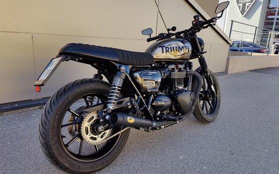 Umgebautes Motorrad Triumph Speed Twin 900 von IL MOTO  Motorradhandel und Reparaturwerkstätte GesmbH - Bild 9 Umgebautes Motorrad Triumph Speed Twin 900 von IL MOTO  Motorradhandel und Reparaturwerkstätte GesmbH - Bild 9