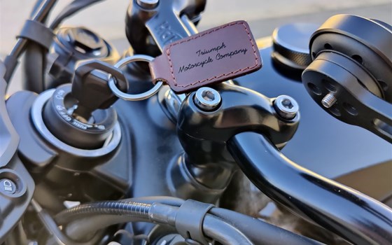 Umgebautes Motorrad Triumph Speed Twin 900 von IL MOTO  Motorradhandel und Reparaturwerkstätte GesmbH - Bild 20 Umgebautes Motorrad Triumph Speed Twin 900 von IL MOTO  Motorradhandel und Reparaturwerkstätte GesmbH - Bild 20