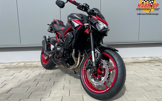 Umgebautes Motorrad Kawasaki Z900 von Warm Up Zweiradtechnik GmbH - Bild 2 Umgebautes Motorrad Kawasaki Z900 von Warm Up Zweiradtechnik GmbH - Bild 2