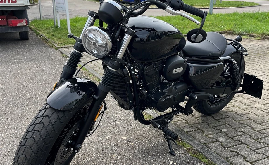 Umbgebautes Motorrad Hanway B15 Bobber 125 Bild 6: Umbgebautes Motorrad Hanway B15 Bobber 125