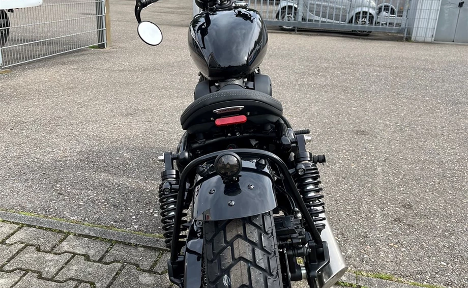 Umbgebautes Motorrad Hanway B15 Bobber 125 Bild 7: Umbgebautes Motorrad Hanway B15 Bobber 125